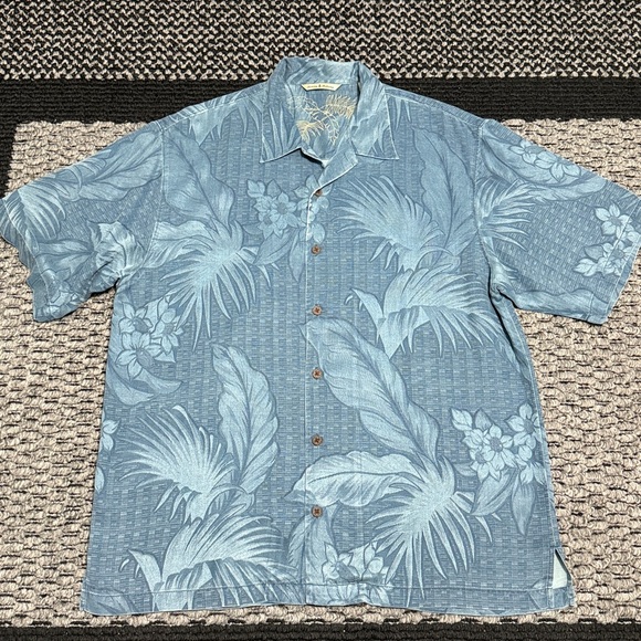 Tommy Bahama Other - Tommy Bahama Bali Border Silk Shirt Men’s L Tropical Hawaiian Aloha Resort Pool